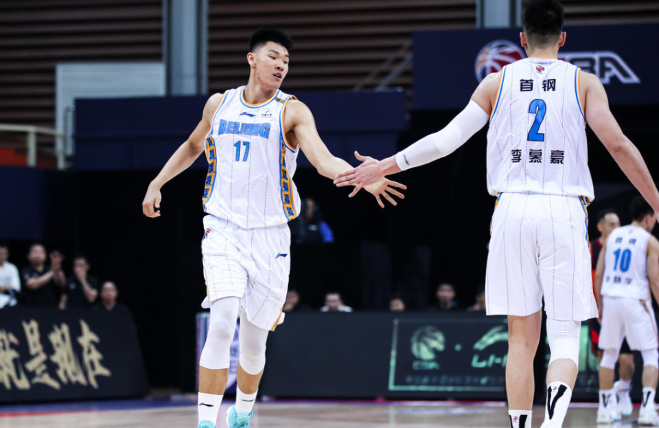 篮板, 从没有合格, 沈梓捷被停